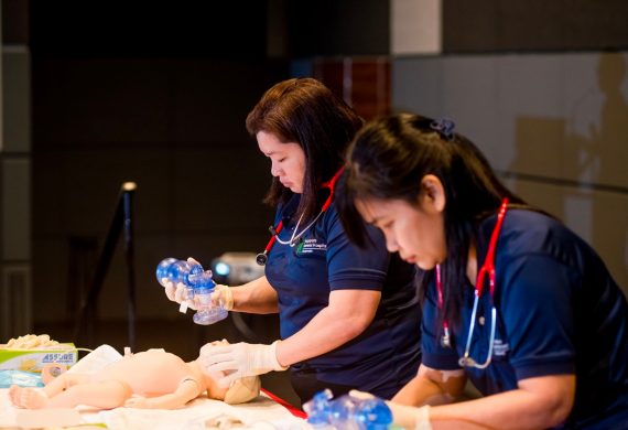 Demonstration of neonatal CPR